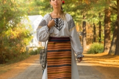 romanian-traditional-costume-10