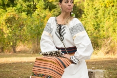 romanian-traditional-costume-7