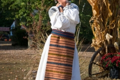 romanian-traditional-costume-11